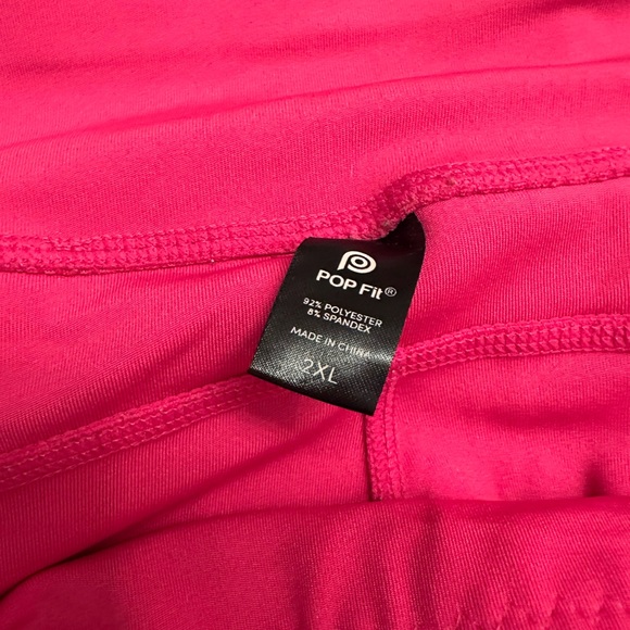Pop fit bike shorts in magenta size 2X - Picture 4 of 5